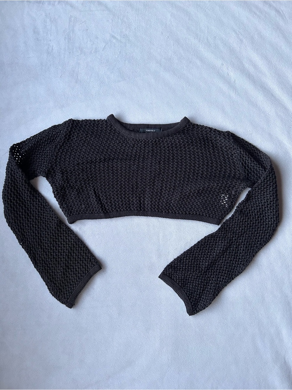 Forever 21 ~ Knit Crop Sweater ~ Women’s Size XS ~ Black